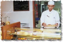 Hoa Sua Alumni